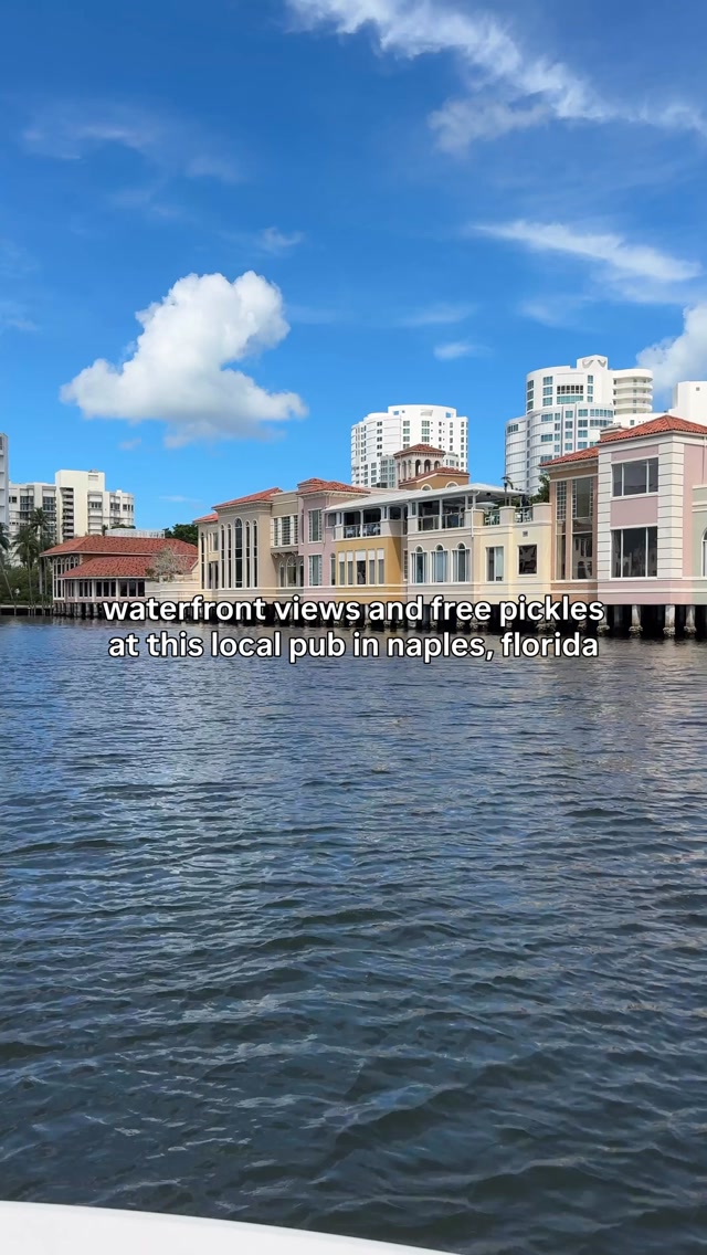 Naples Waterfront Pub Features Casual Dining