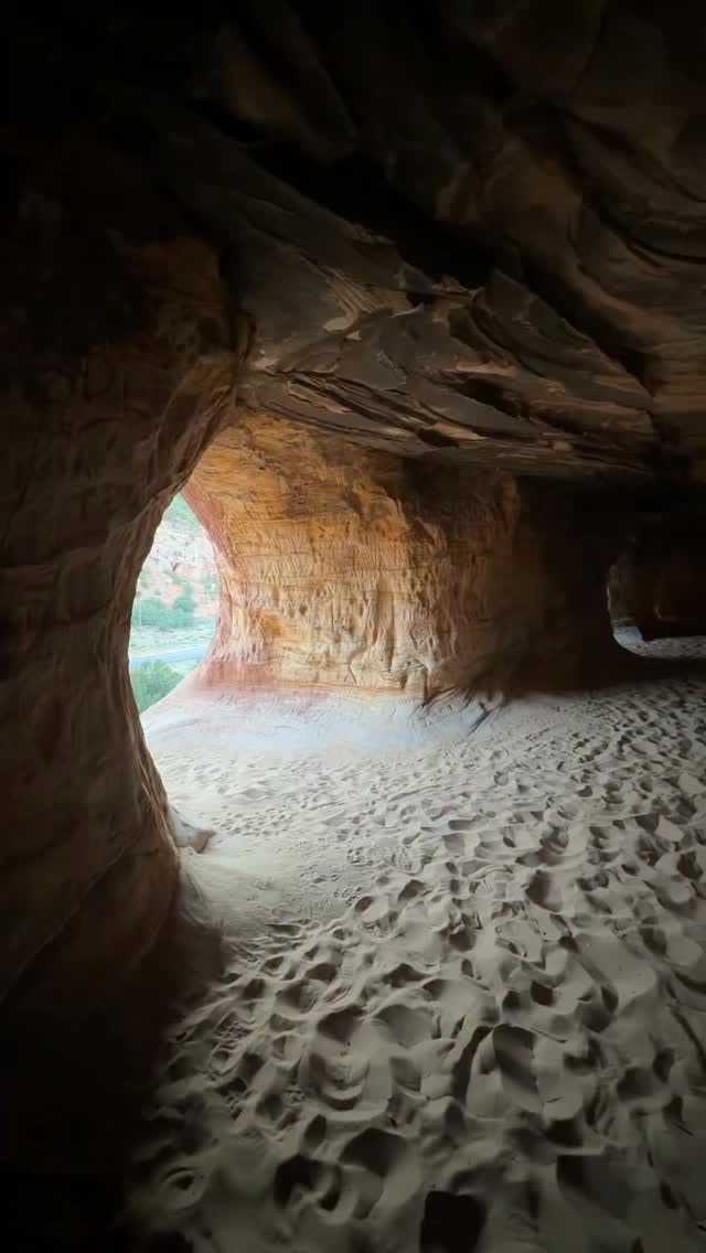 Kanab Adventures: Sand Caves, Slot Canyons, and Tunnels