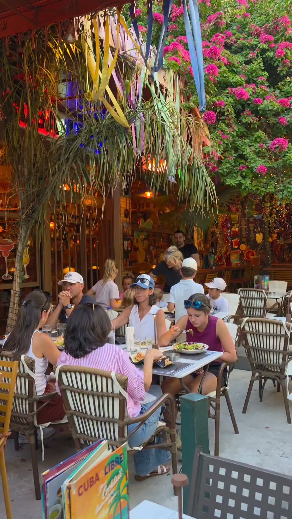 3 Places in Athina