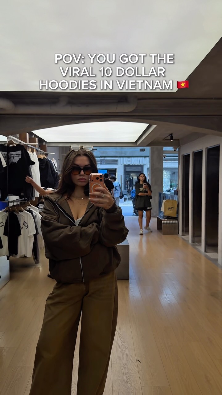 Whose Studio Viral Hoodie Shopping Experience