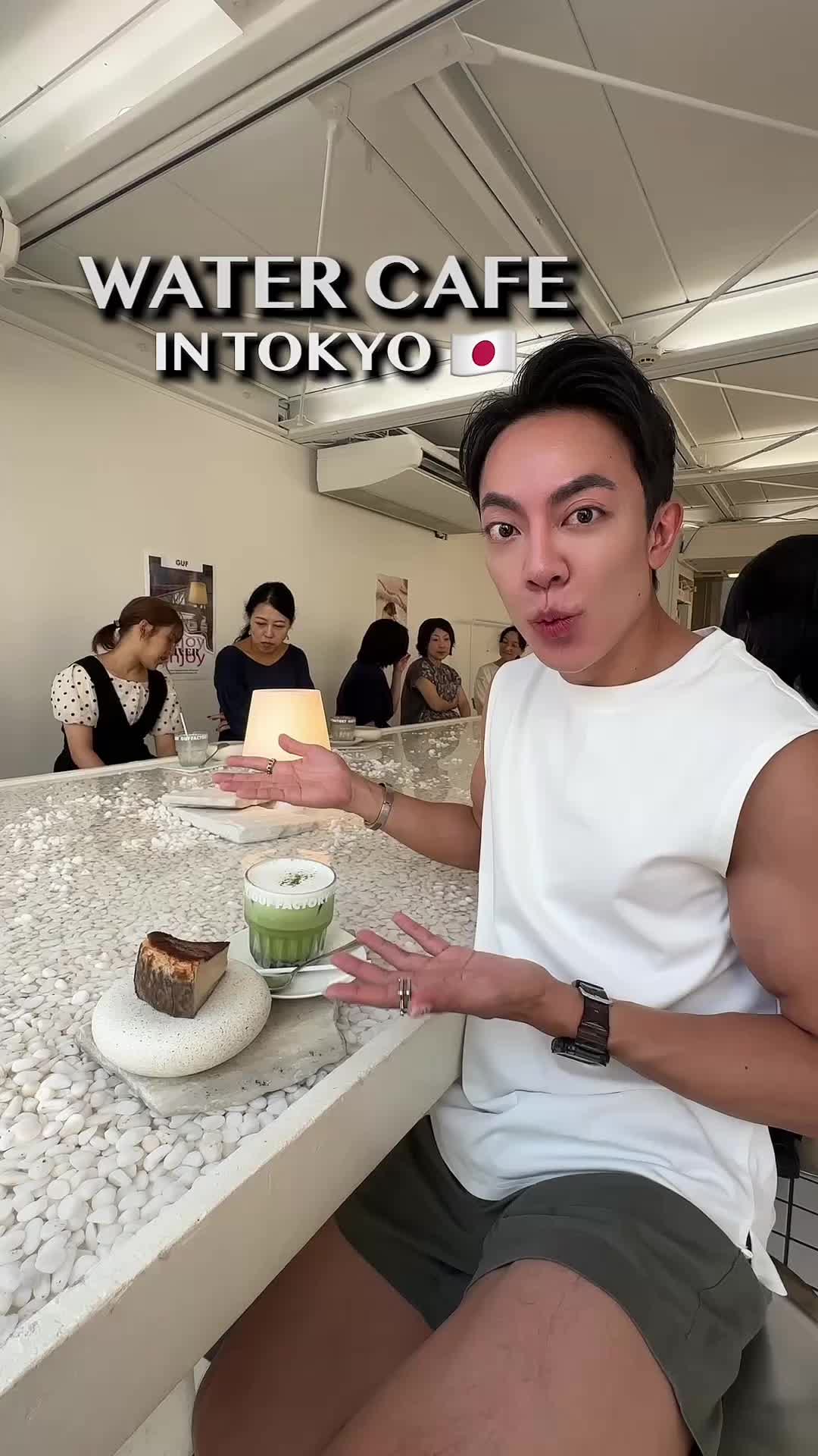 Tokyo Cafe Offers Zen Experience With On-Water Service