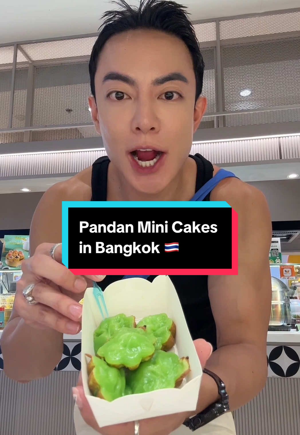 Chewy Pandan Mini Cakes at Siam Paragon