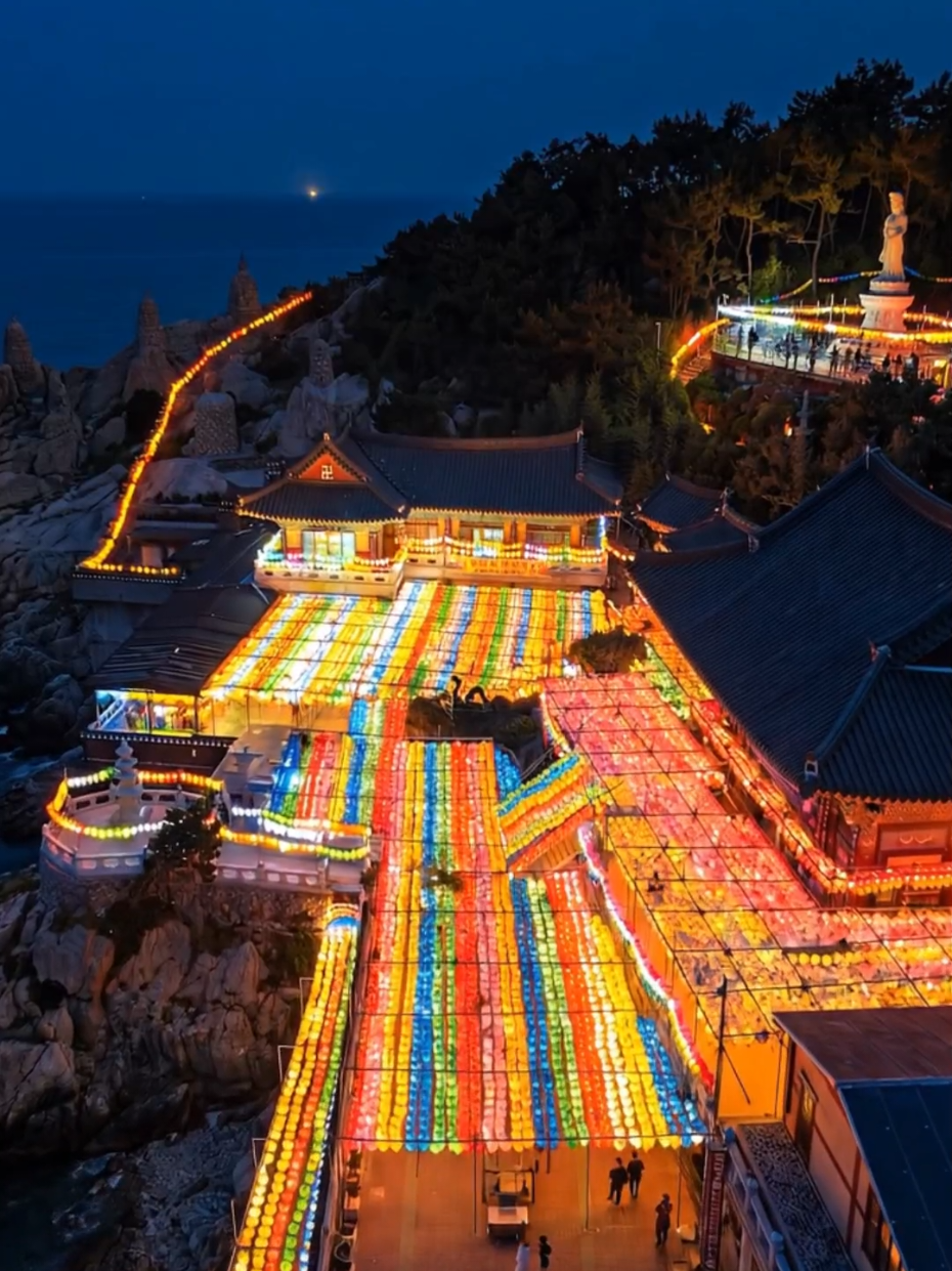 South Korea's Oceanfront Temples