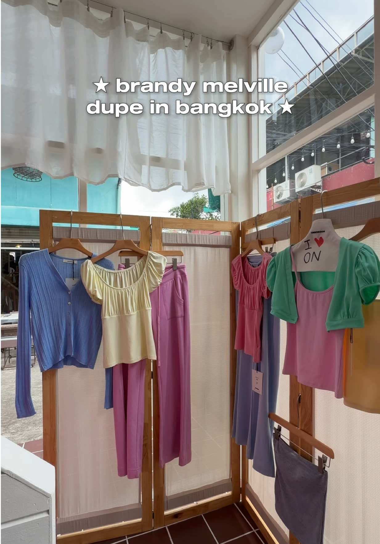 ONNIIROOM: Bangkok's Brandy Melville Alternative