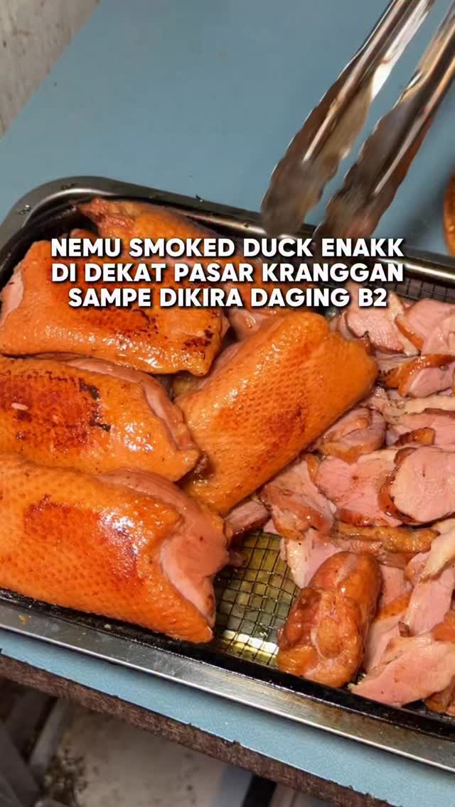 Yogyakarta Restaurant Serves Popular Smoked Duck Dishes