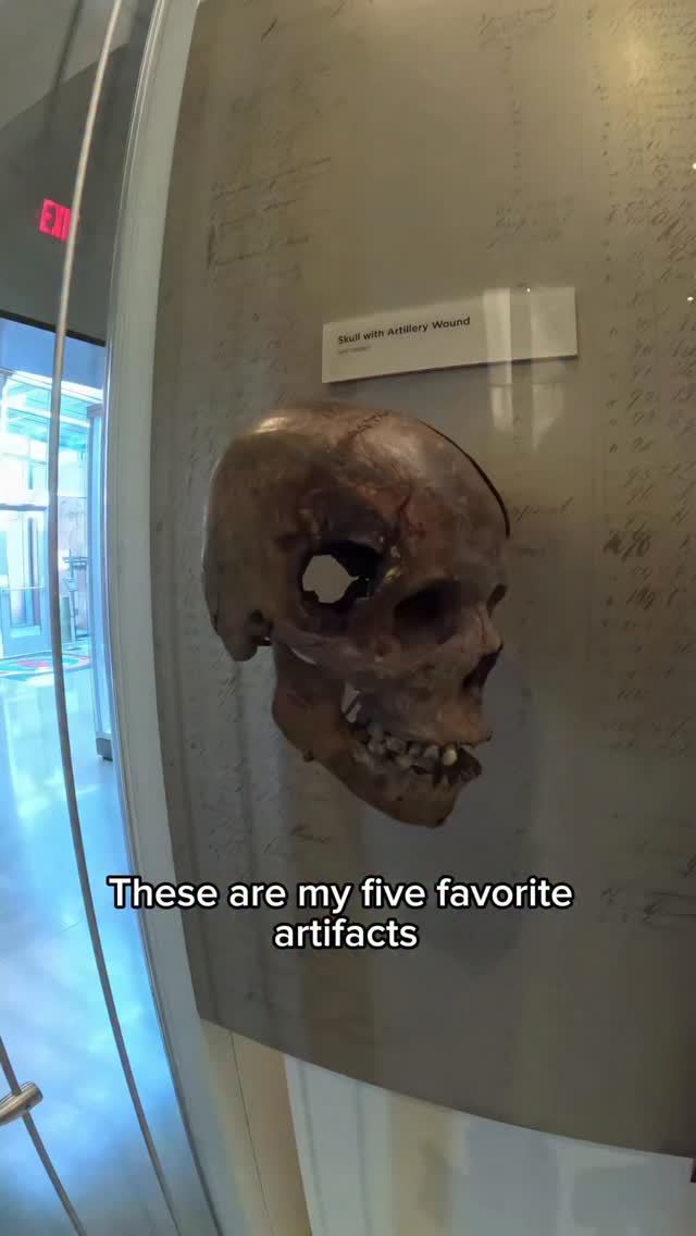 Historic American Artifacts Across US Museums
