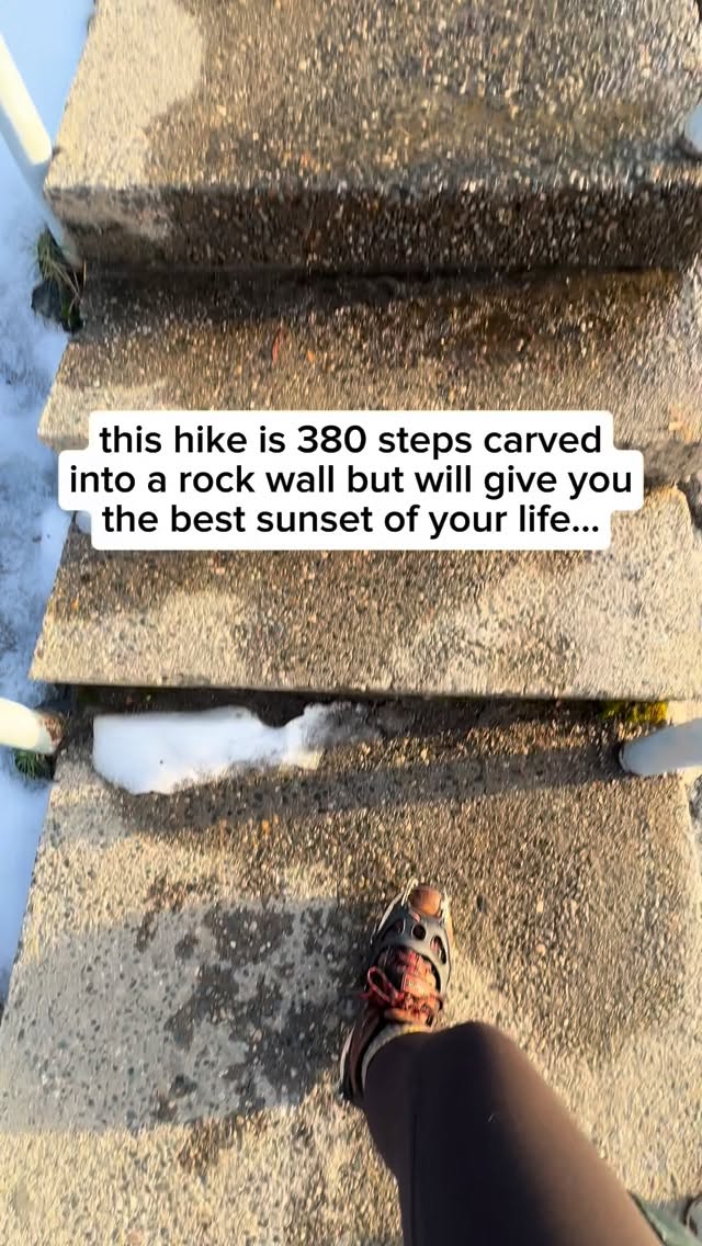Moro Rock Trail Hike With Stunning Sunset Views