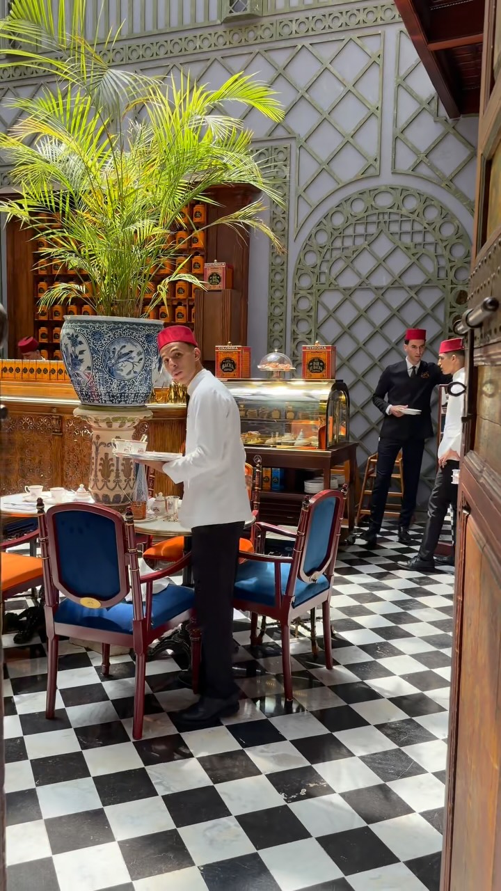 Bacha Coffee's Elegant Moroccan Interiors And Breakfast