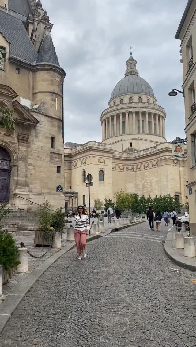 Explore Historic Latin Quarter Parisian Charm