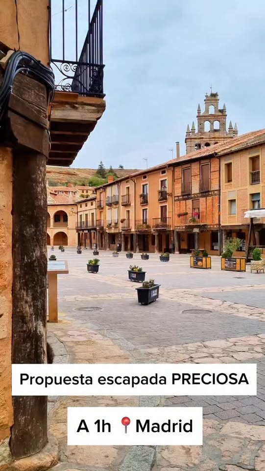 Segovia's Black and Red Villages with Nature