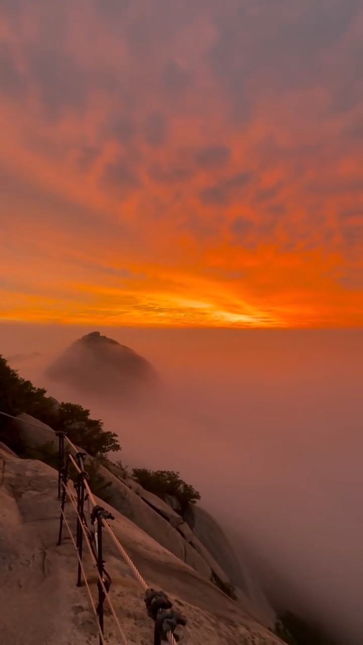 Seoul's Bukhansan National Park: Baegundae Trail