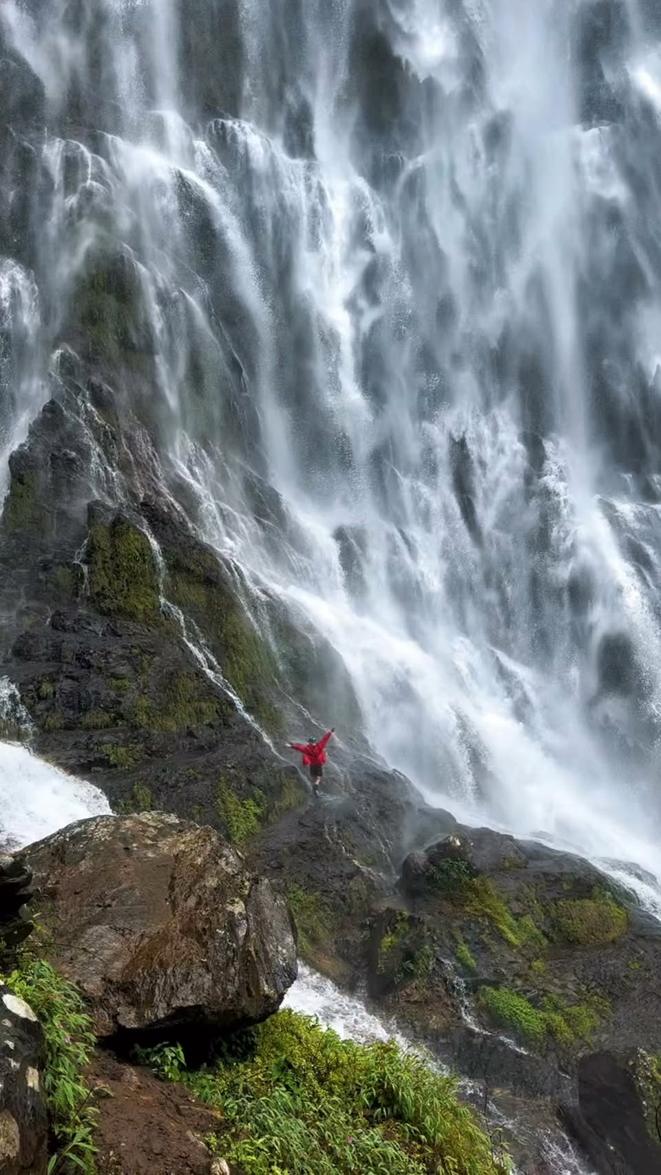 Thi Lo Su Waterfall's Majestic Cascade