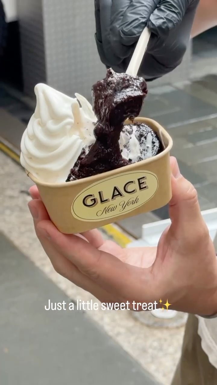 Glace NY Serves Warm Brownie Pudding Cake