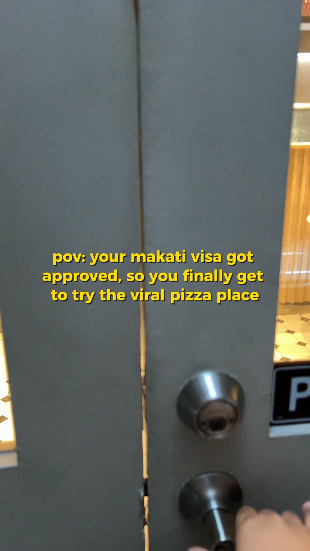 Pizzeria Maestro: Viral Pizza Spot