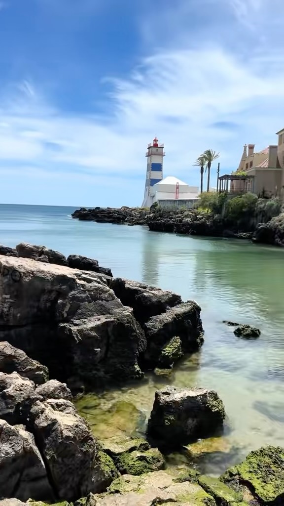 Cascais: Coastal Charm and Historic Sights