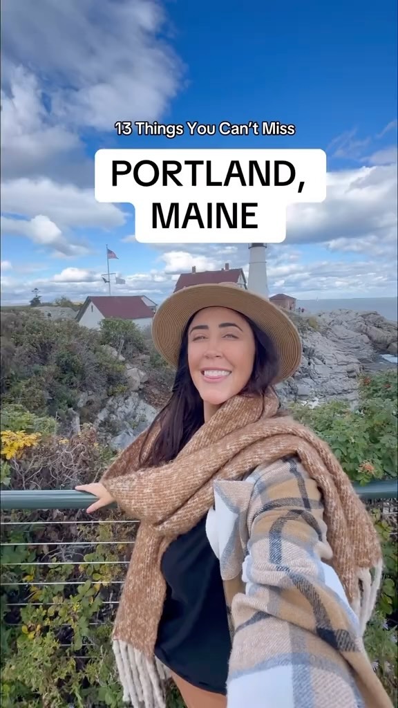 Maine Lighthouses, Lobster Spots, and Coastal Charm