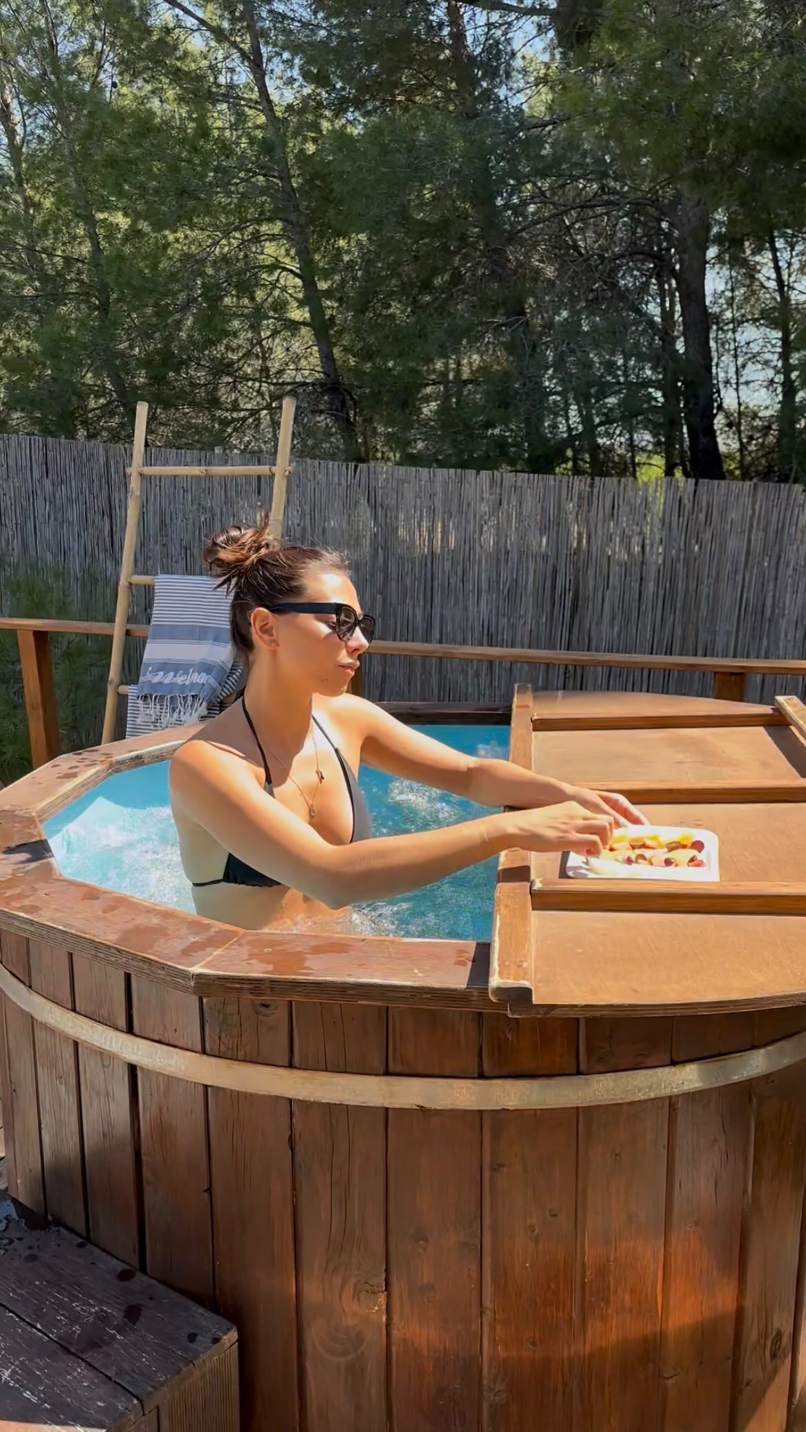 Pet-Friendly Cabin Offers Panoramic Views