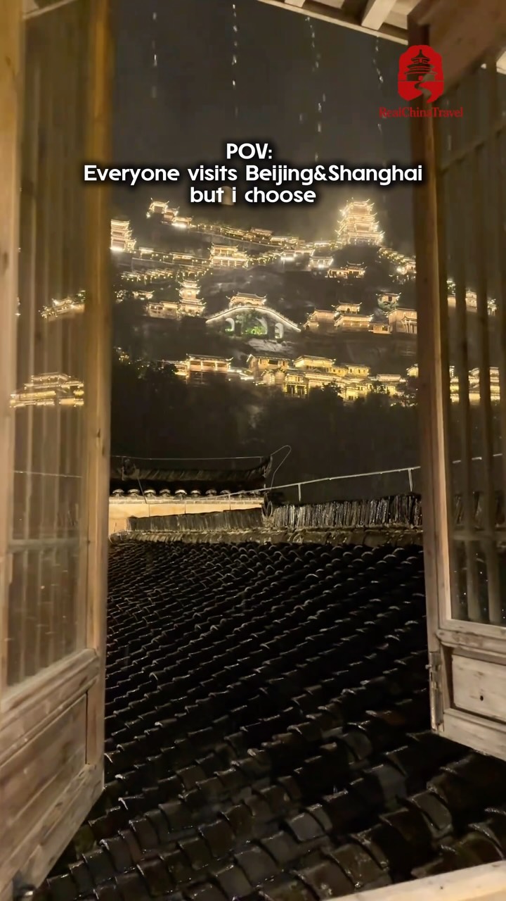 Wangxian Valley: A Cliffside Village With Lantern-Lit Nights