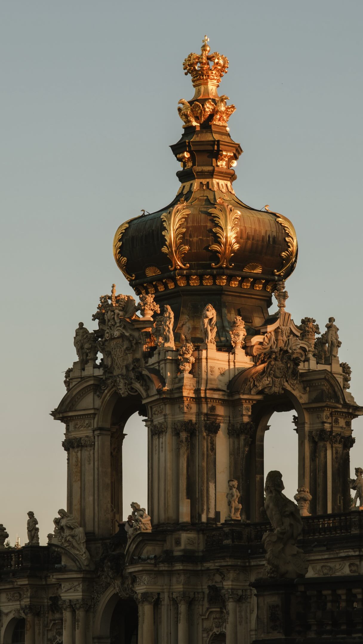 European Palaces and Churches Showcase Grandeur