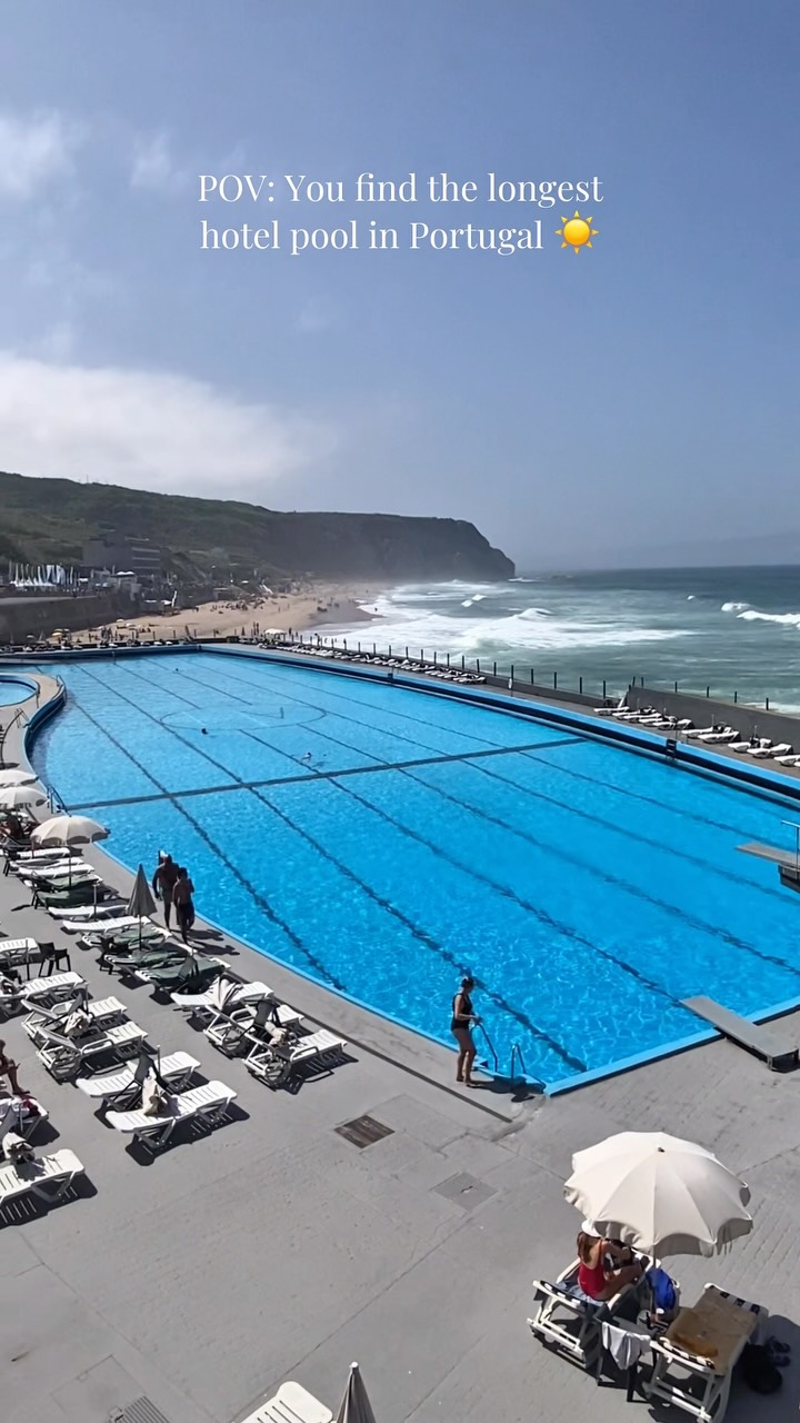 Hotel Pool With Ocean Views In Sintra
