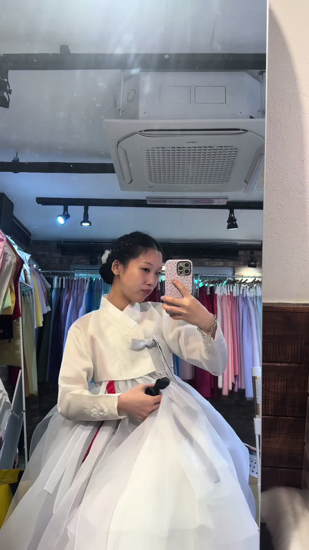 Hanbok Rental Experience Near Gyeongbokgung Palace