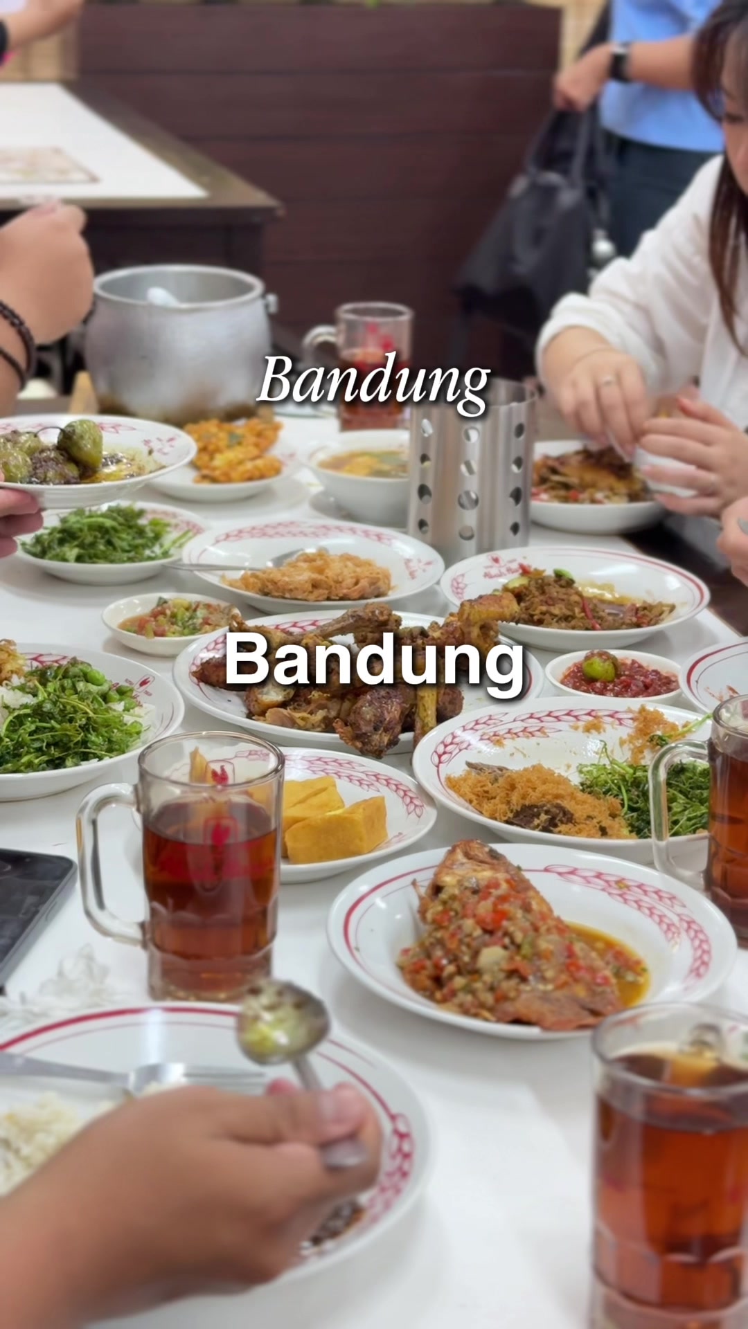 Five Bandung Eateries Offer Diverse Indonesian Flavors