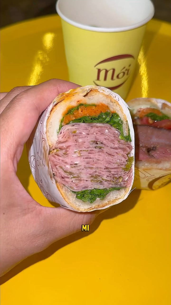 Banh Mi Moi: Saigon's Refined Sandwich Experience