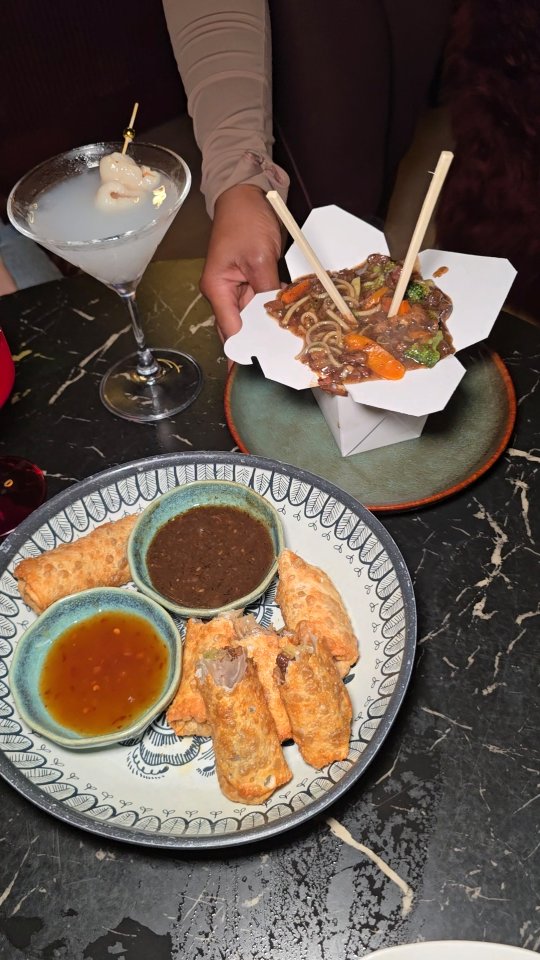 ABL Hollywood: A Chinese-Jamaican Culinary Fusion