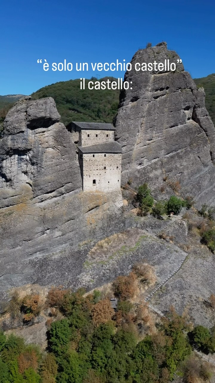 Italian Castle and Regional Park Hiking