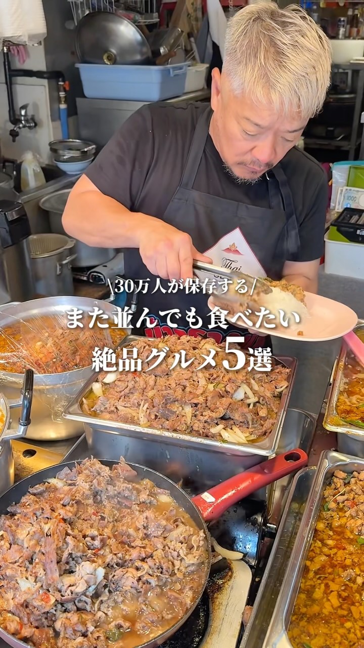 Popular Restaurants Worth Waiting For