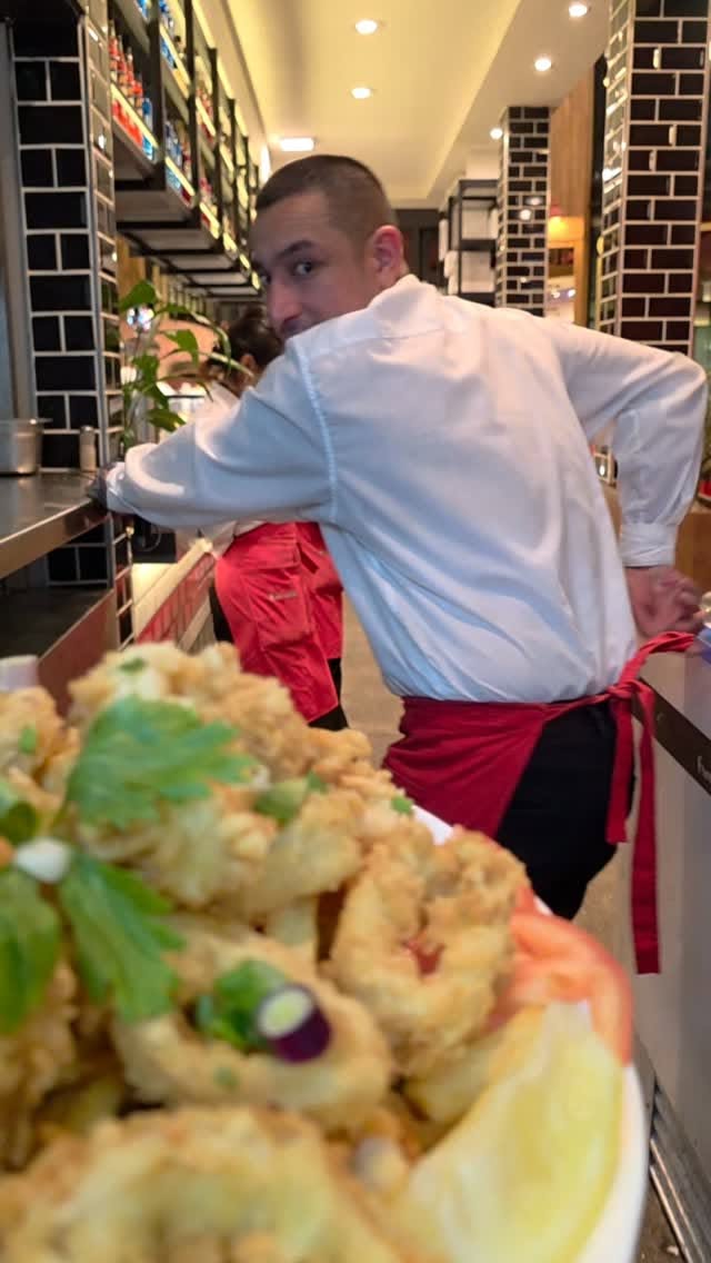 La Farola Restaurant Serves Delicious Fried Squid
