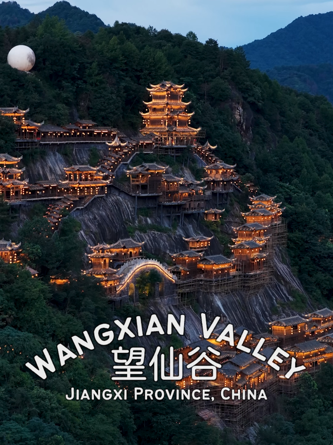 Wangxian Valley Showcases Cliffside Charm