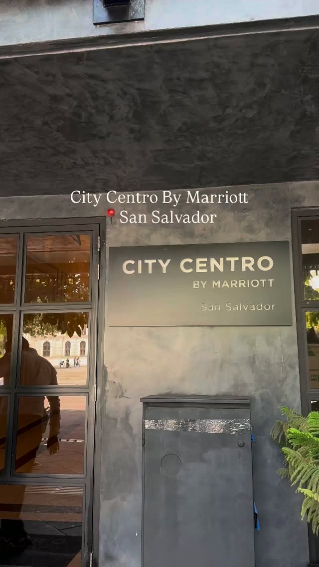 San Salvador Cafes And Hotels