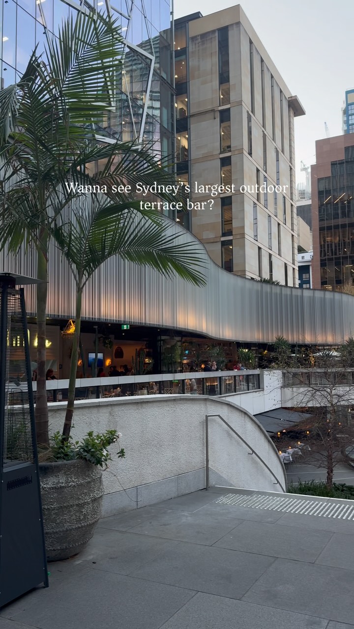 Cabana Bar: Sydney's Resort-Vibe City Oasis