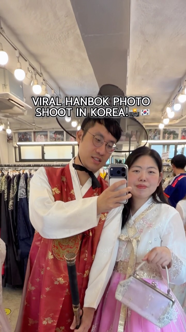 Hanbok Photoshoot Experience at Gyeongbokgung Palace