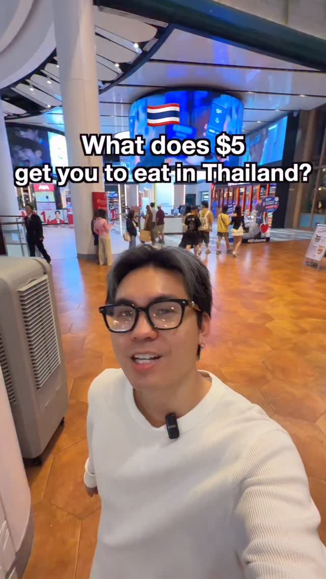 Bangkok Shopping Mall Food Court Value