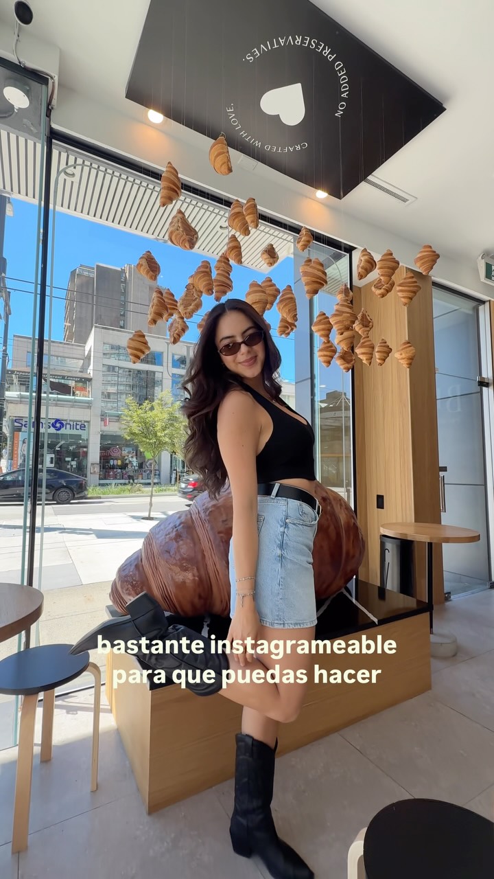 Bisou Bakehouse: Vancouver's Instagrammable Coffee Haven