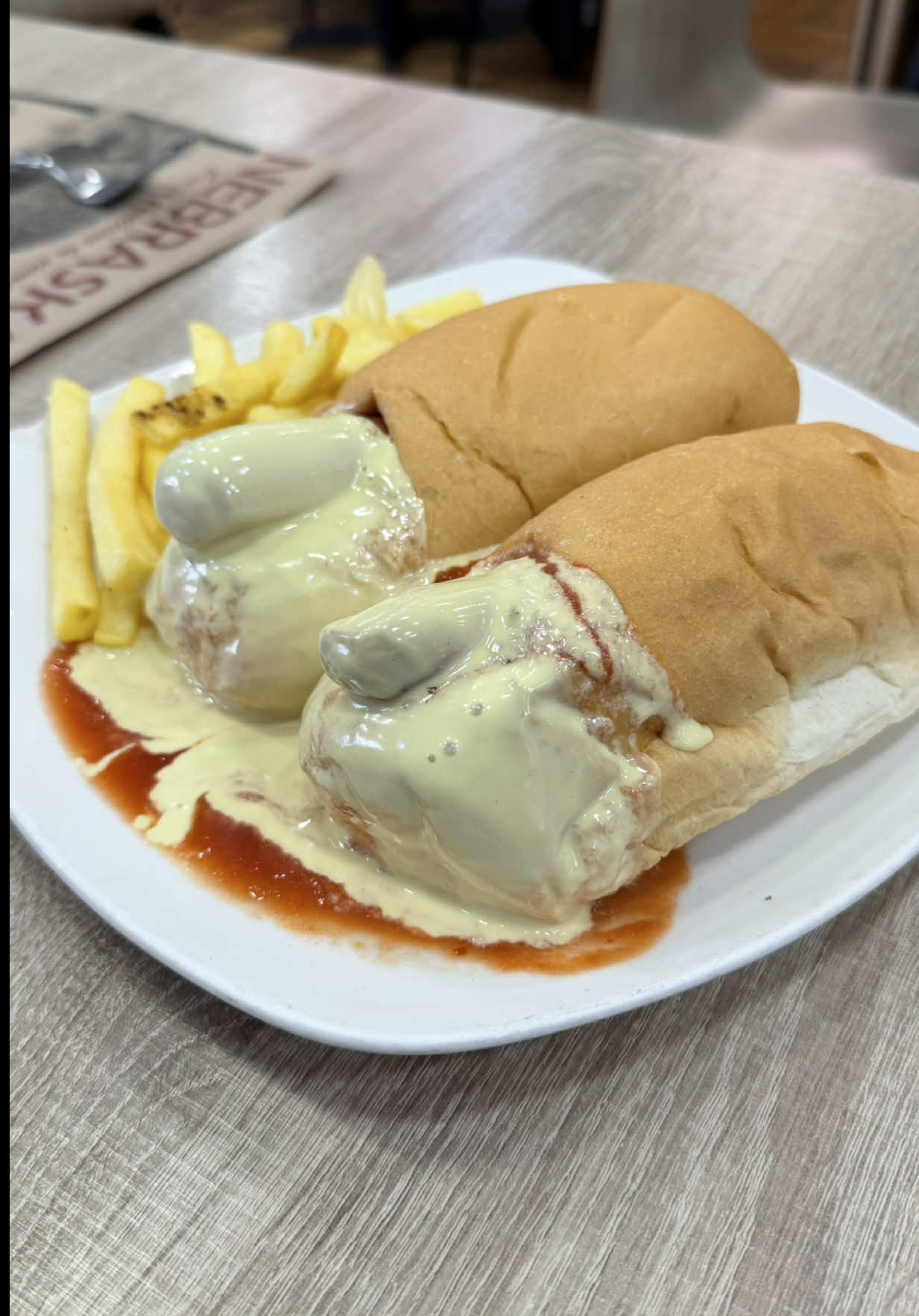 Cafetería Nebraska: Madrid's Iconic Hot Dog Haven