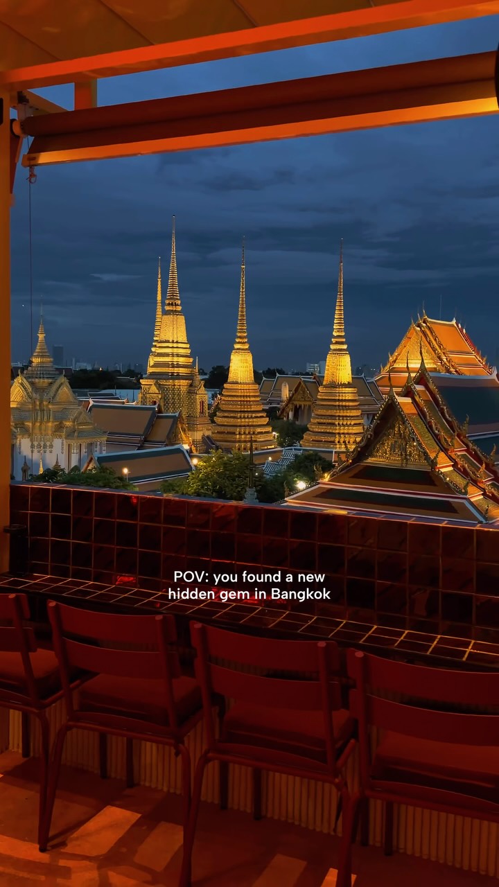 Bangkok Rooftop Dining Spots With Wat Pho Views
