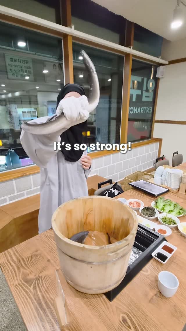 Muslim-Friendly Korean Eel Restaurant