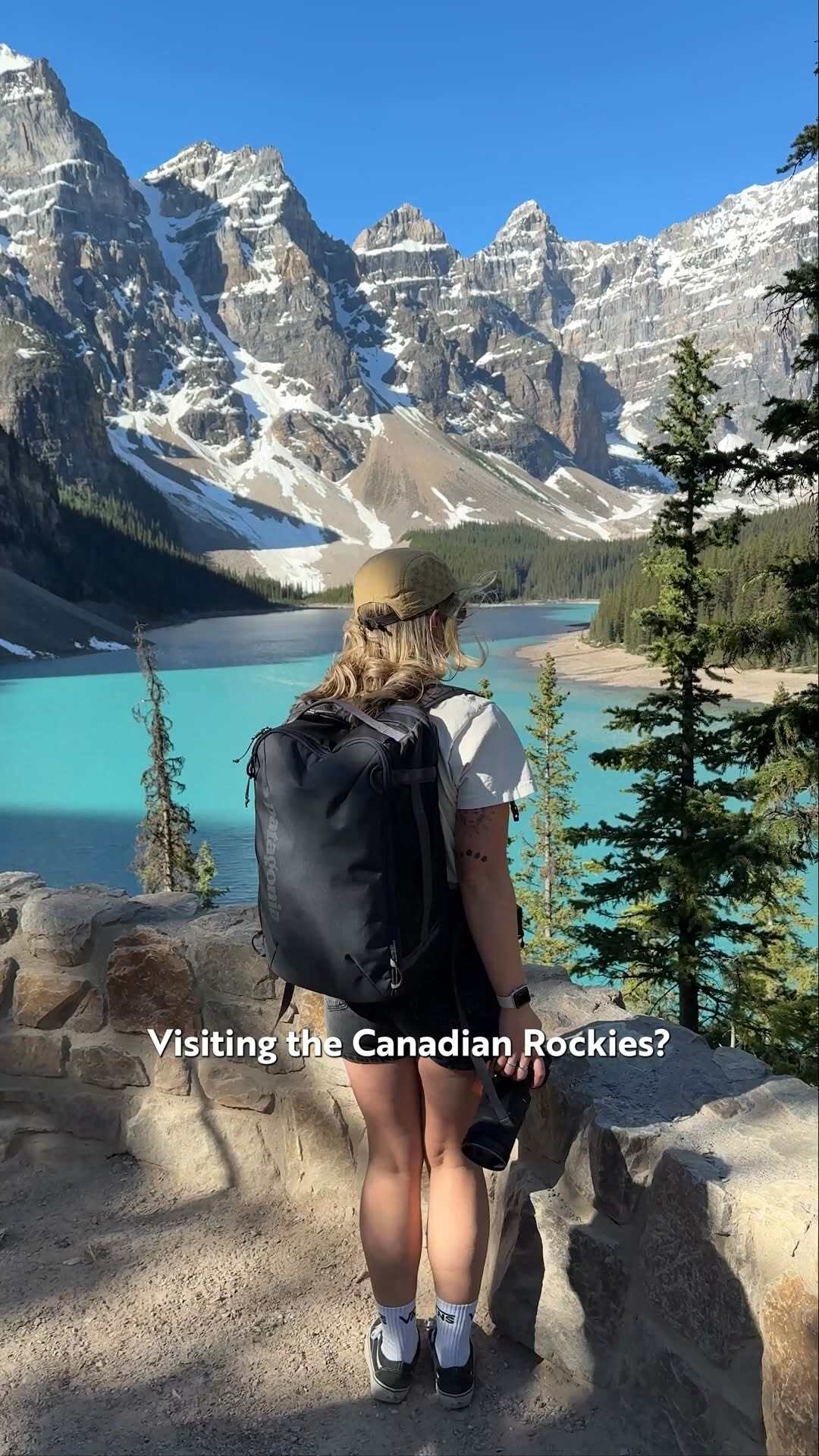 Plan a Day at Lake Louise and Moraine Lake