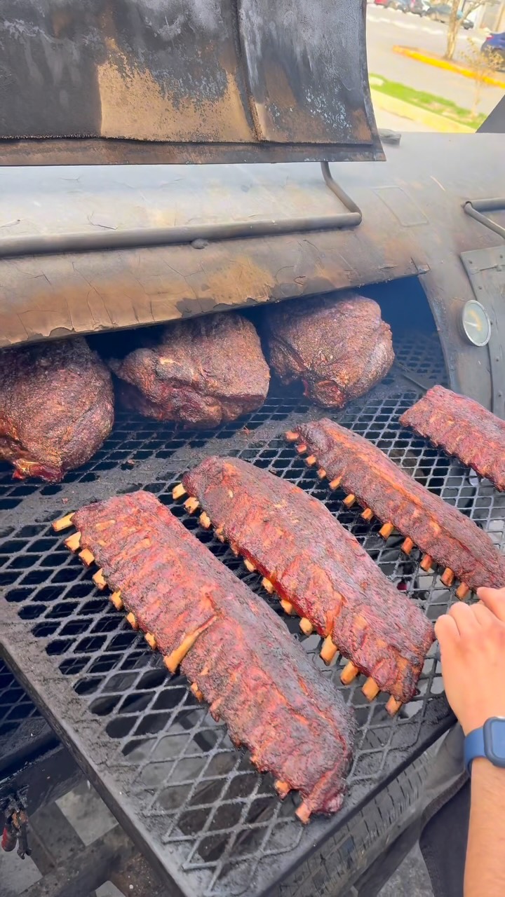Tijuana Rib Joint Opens New Branch