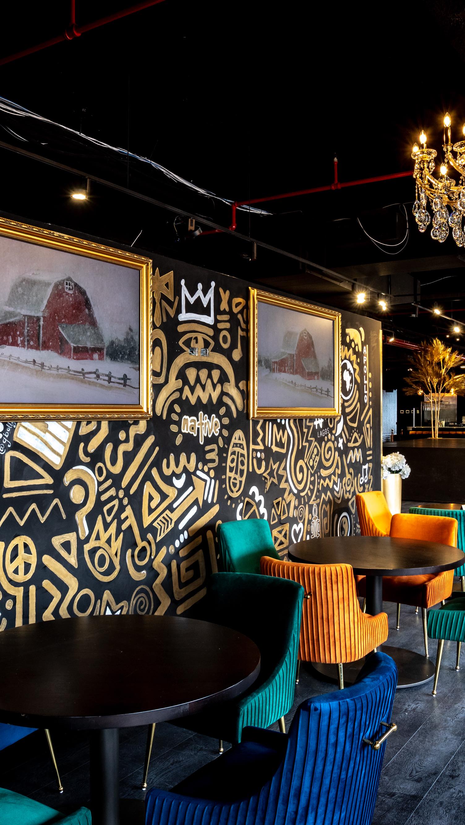 Harlem Open Mic Night Offers Food, Drinks, and Performance