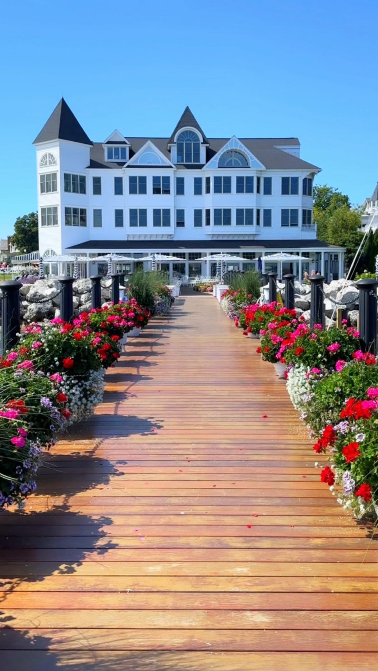 Mackinac Island Hotels and Scenic Views