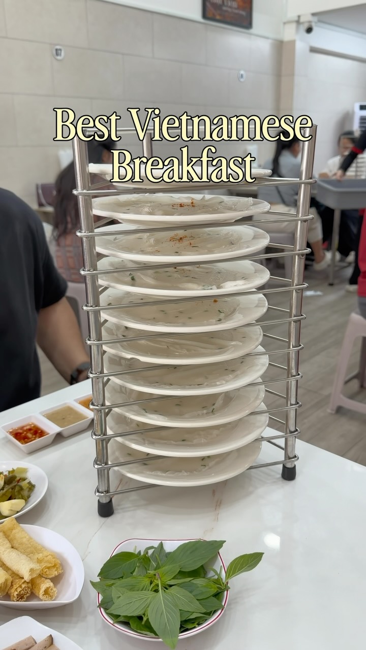 Bánh Ướt: A DIY Vietnamese Breakfast Delight
