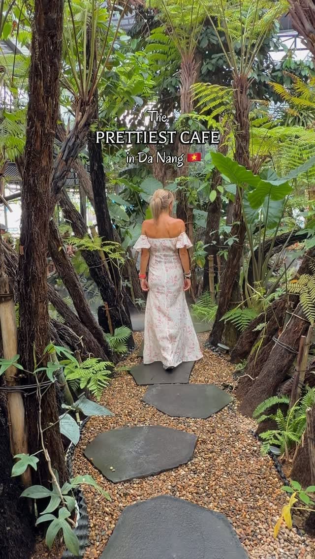 Fairytale Oasis Cafe in Da Nang
