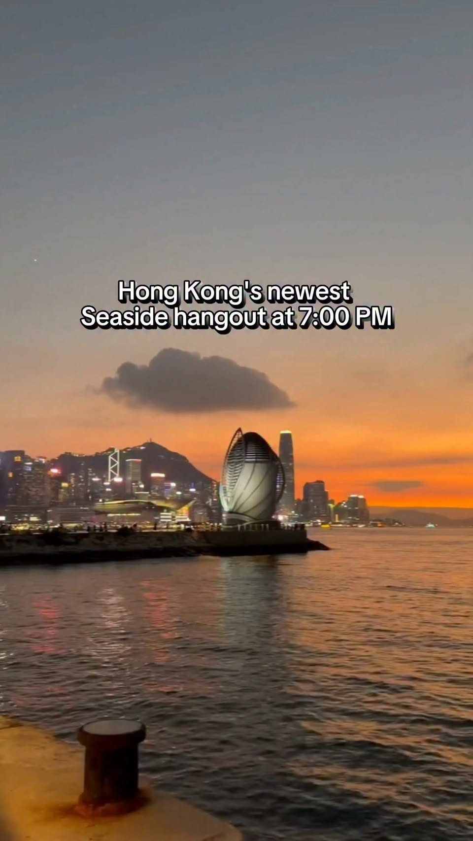Victoria Harbour: A Free Waterfront Sunset Spot