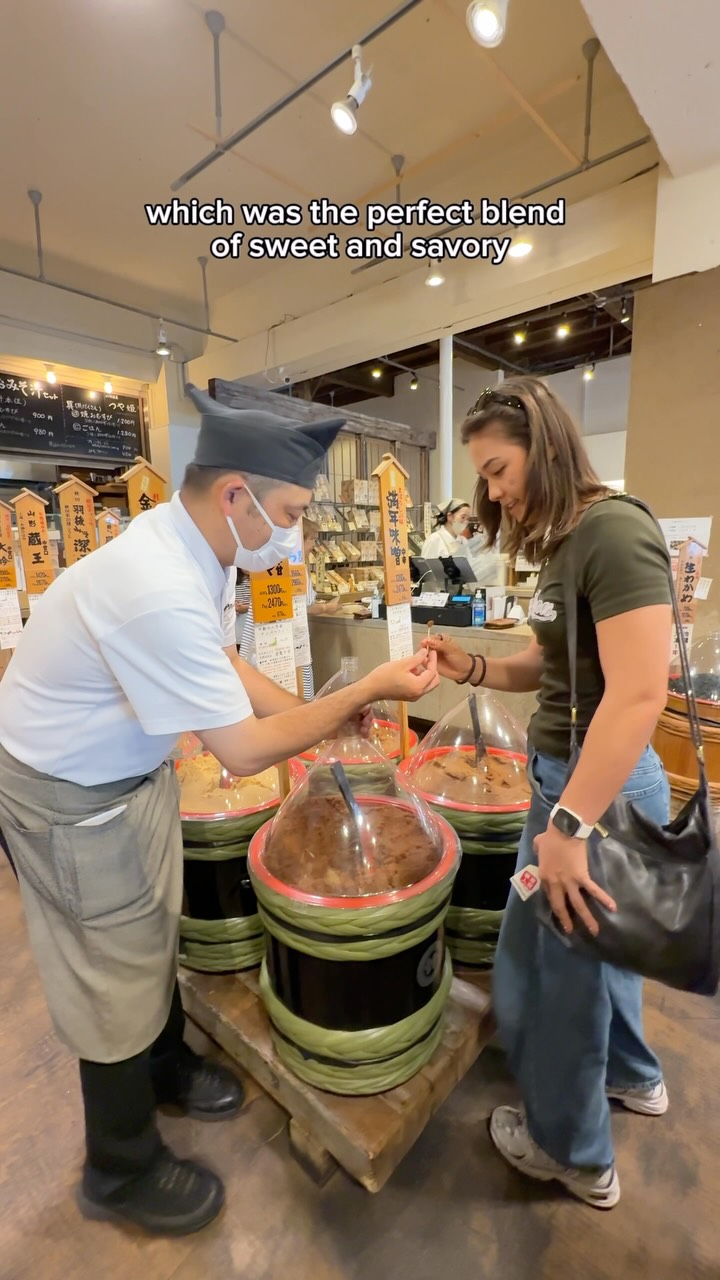 Tokyo Miso Store Offers Over 70 Varieties