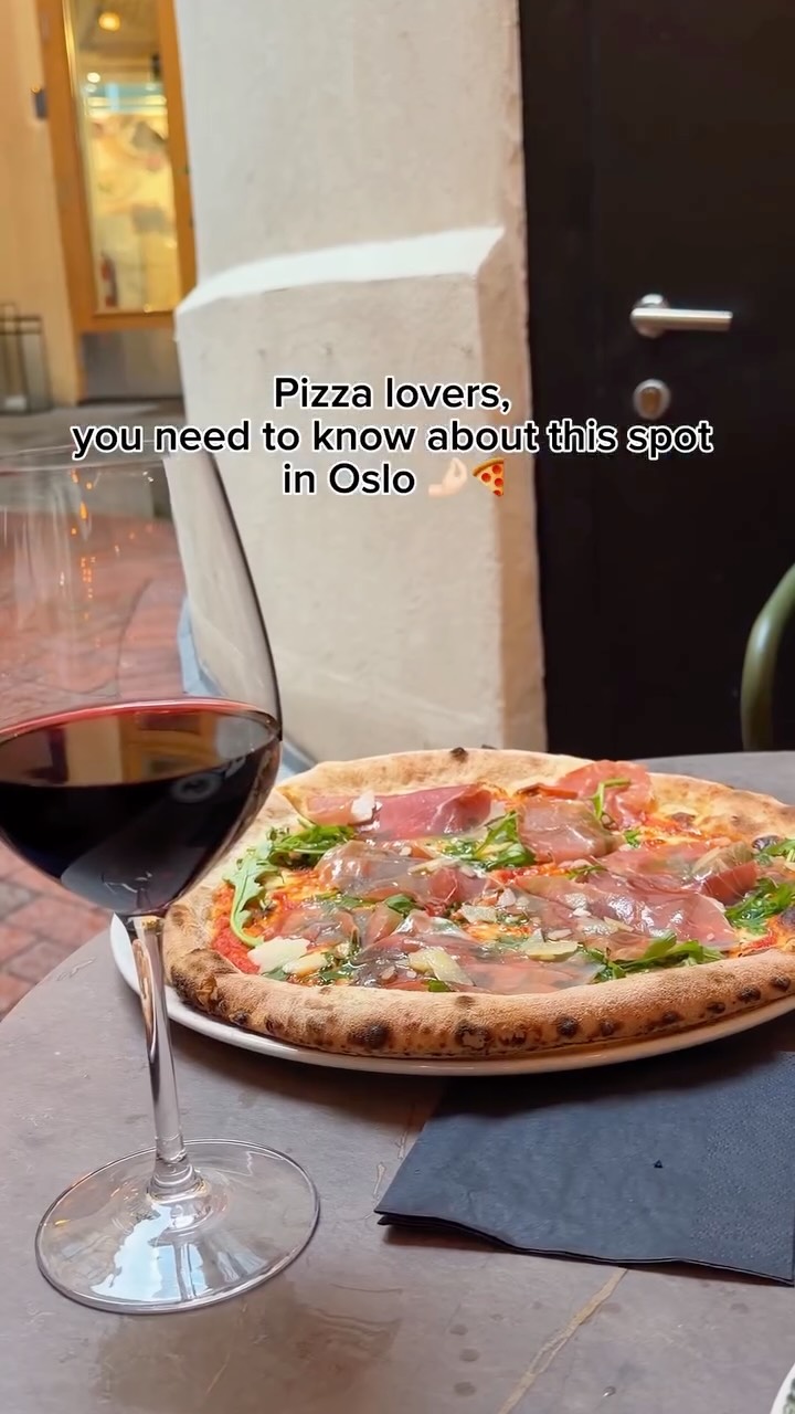 Oslo Pizza Restaurant Offers Cozy Atmosphere