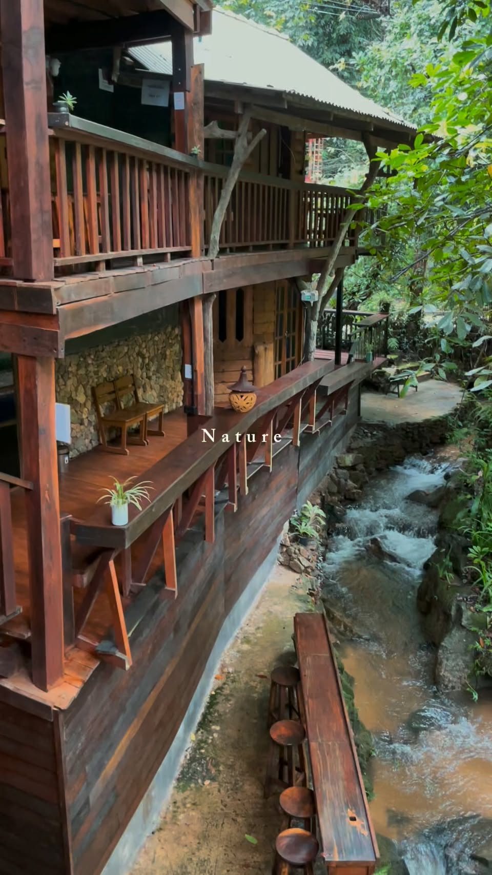 Mae Kam Pong: A Tranquil Village Retreat